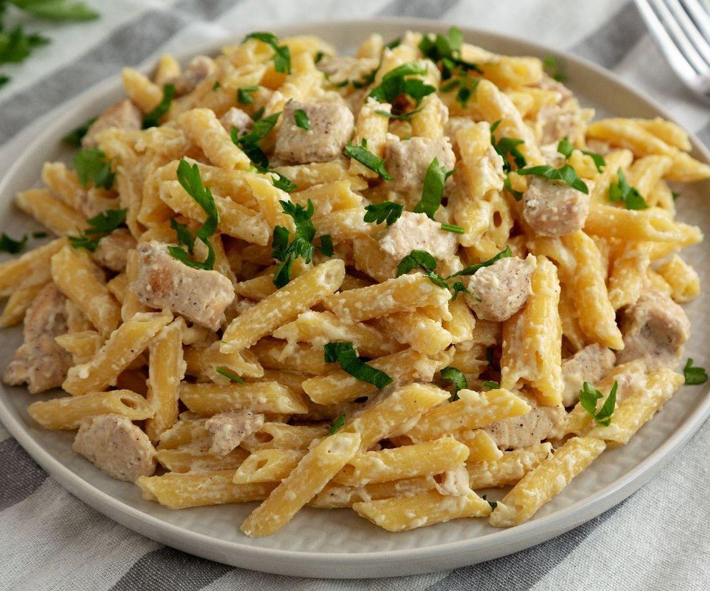 makaron z indykiem i jogurtem