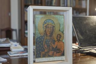 Tak mieszka i pracuje ks. Isakowicz Zaleski