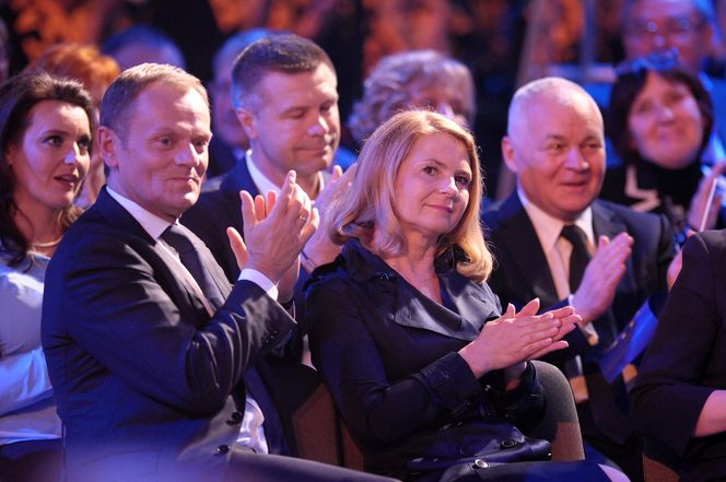 AI wybrała 5 najlepszych polityków w Polsce ostatnich 30 lat!