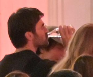 Niezła bibka Afryka Express. Obejrzeli razem odcinek, a potem poszli w tango. Iwan wyszedł ostatni