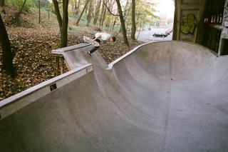  Urzędnicy kontra aktywiści. Popularny tor pod Poniatowskim zrujnowany