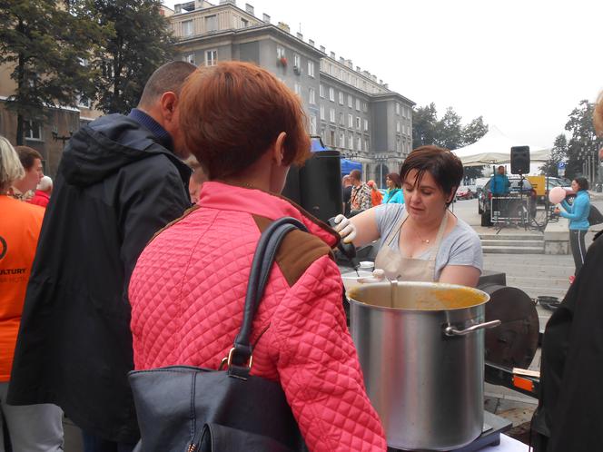 Żółte, pomarańczowe i zielone - za nami V festiwal "Zaklęte w dyni".