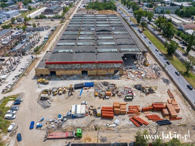Dolina Dronów powstanie na Dolnym Śląsku. Ruszyła rozbiórka dawnej Fabryki Domów