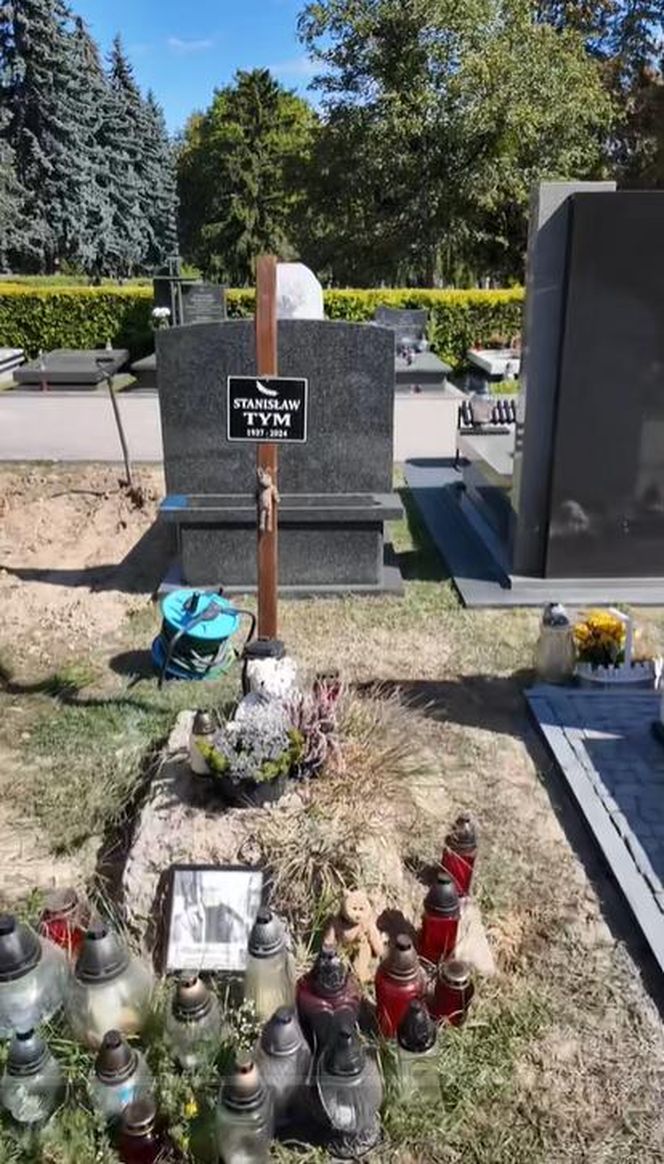 Stary grób Stanisława Tyma