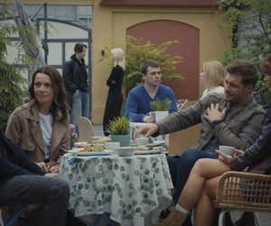 M jak miłość, odcinek 1880: Kama (Michalina Sosna), Marcin (Mikołaj Roznerski), Jakub Karski (Krzysztof Kwiatkowski), Martyna (Magdalena Turczeniewicz)