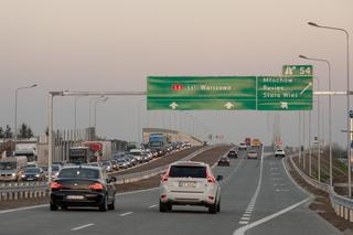 Koniec utrudnień na trasie S8 pod Warszawą – kierowcy już jeżdżą nową drogą