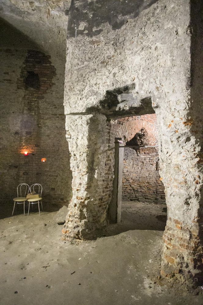 Oto najbardziej tajemnicze miejsce w Warszawie. Elizeum w parku Rydza-Śmigłego