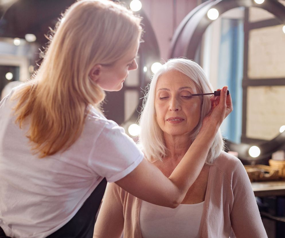 Jak malować oczy w dojrzałym wieku?