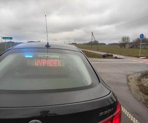 Wypadek na DW690. 17-latek w szpitalu