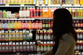 Zarobki na kasie w Biedronce, Lidlu, Auchan czy Aldi