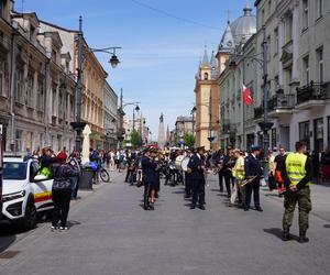 Pochód Juwenaliowy Łódzkich Uczelni. Studenci przejęli Łódź! [ZDJĘCIA]