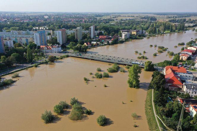 Tak wygląda Oława w czasach powodzi 2024 roku. Poruszający materiał