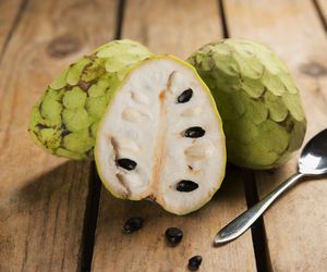 Czerymoja - co to za owoc? Właściwości i zastosowanie