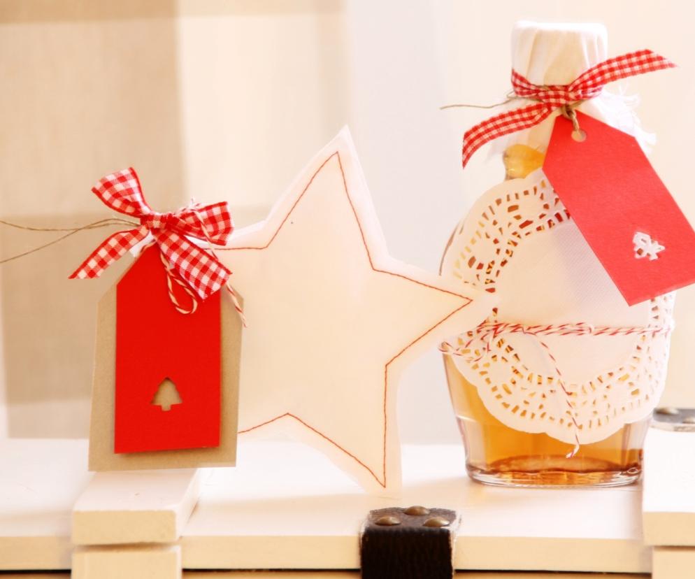 Jak zapakować butelkę na prezent?