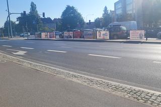 Na autobusach, słupach, budynkach. Bannery wyborcze zalały Olsztyn [ZDJĘCIA]