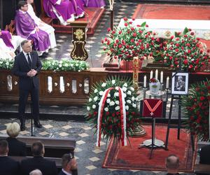 Jacek Zieliński pośmiertnie odznaczony przez prezydenta. W Krakowie trwają uroczystości pogrzebowe