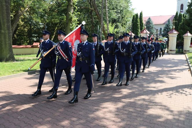 Pogrzeb policjanta, który zmarł po interwencji. Polska Policja pożegnała asp. sztab. Bogdana Orzeszka