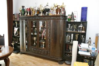 Szafa z filmu Miś na sprzedaż