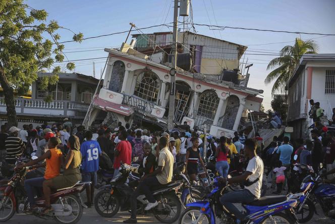 Trzęsienie ziemi na Haiti. Ponad tysiąc ofiar trzęsienia ziemi! Drugie tyle zaginionych
