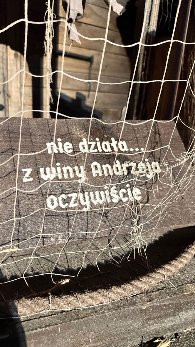 Na miejscu powitali nas sami Adamczewscy z rodziną, chłopami i Andrzejem oraz twórcy "1670"
