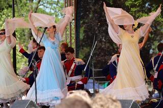 Piknik patriotyczny i koncert „Polskie Tańce Narodowe i Regionalne” na pl. Litewskim w Lublinie