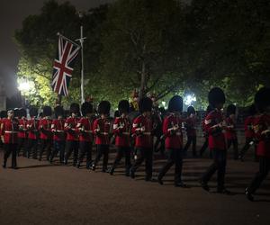 Próbne przemarsze przed pogrzebem Elżbiety II. Królewskie służby ćwiczą pogrzeb brytyjskiej monarchini