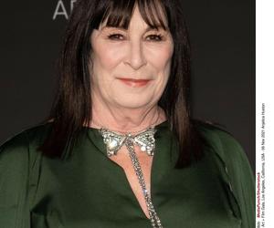 Anjelica Huston