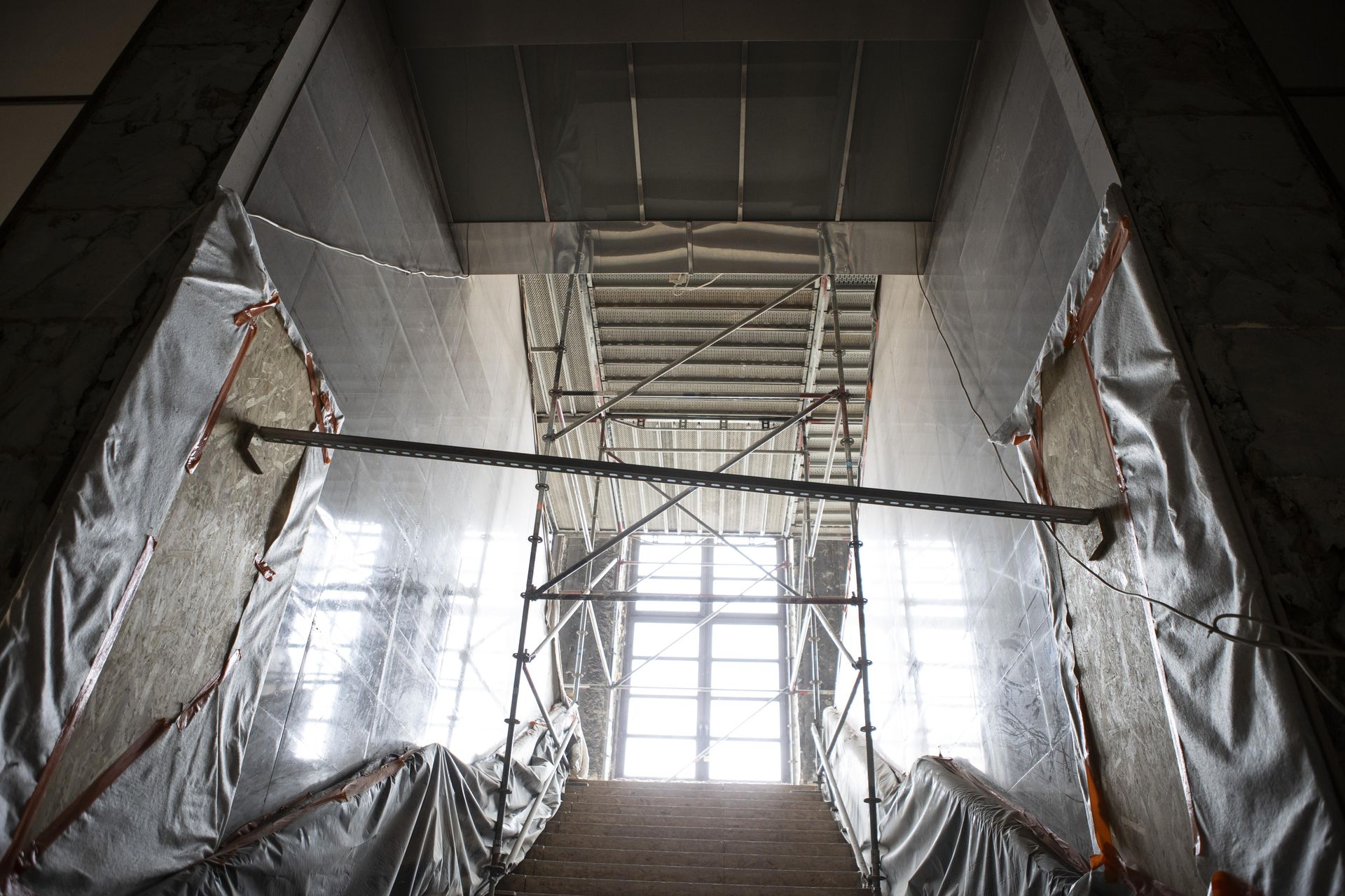 Remont wnętrz gmachu BGK w Warszawie