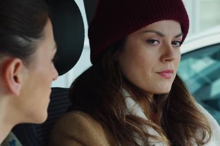 	M jak miłość odcinek 1871 ostatni - finał sezonu. Kasia (Paulina Lasota), laborantka Anna Sokołowska (Katarzyna Russ) 