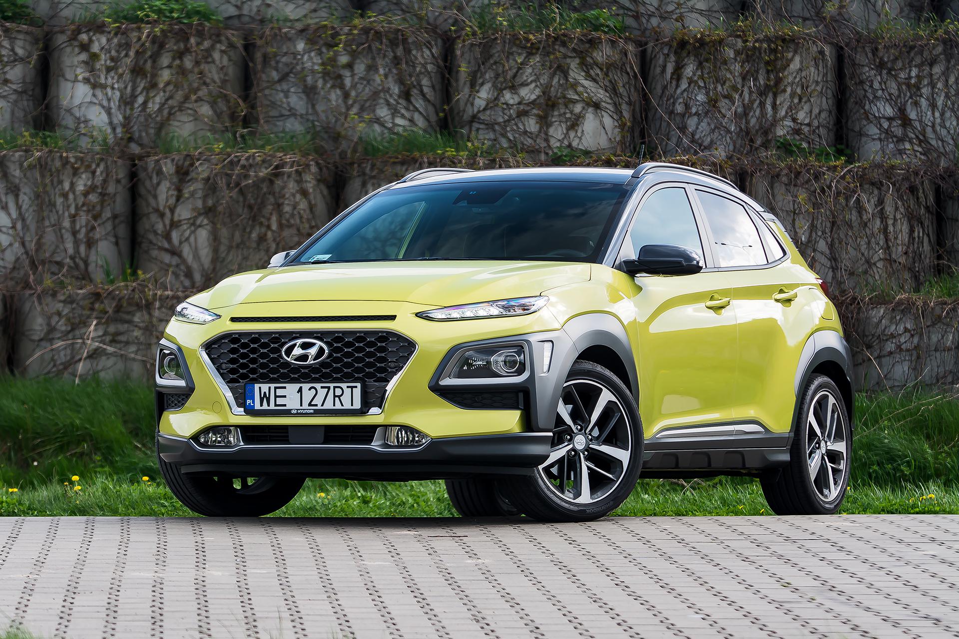 Hyundai Kona T Gdi Wd Dct Vs Volkswagen T Roc Tsi Motion Dsg Super Express