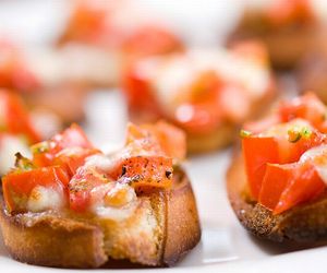 Antipasti: co to jest? Przepisy na klasyczne włoskie przystawki