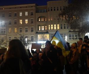 Manifestacja w trzecią rocznicę wybuchu wojny w Ukrainie