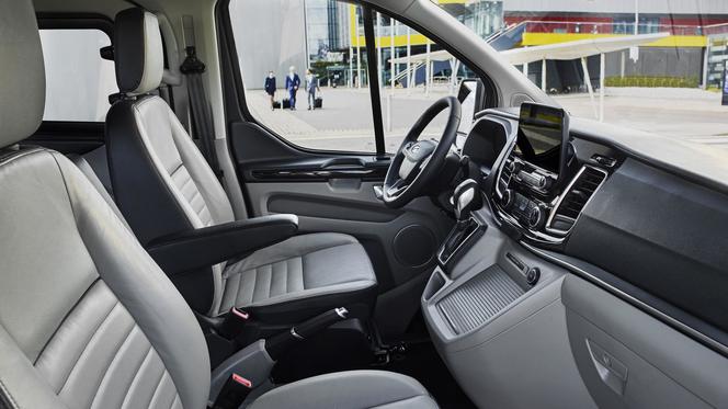 Ford Tourneo Custom 