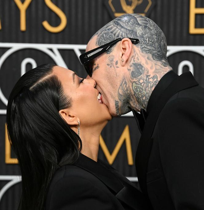 Kourtney Kardashian i Travis Barker zawsze się całują!