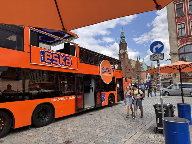 Wrocław żyje finałem Ligi Konferencji Europy. Kibice Betisu i Chelsea już w strefach kibica!