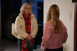 Na Wspólnej odc. 3433. Nina (Liliana Jakubowska), Renata (Marta Jankowska)