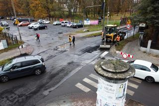 Trwa remont ulicy św. Józefa. Lepiej wybrać objazd ze względu na prace drogowe