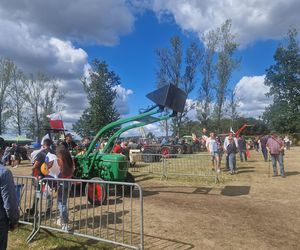 XXIII Międzynarodowy Festiwal Starych Ciągników i Maszyn Rolniczych im. Jerzego Samelczaka. Zdjęcia z parady i terenu festiwalu