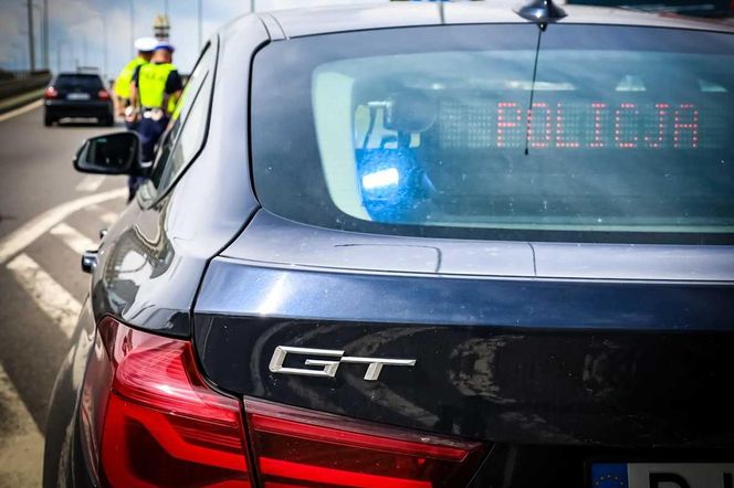 300 km/h po mieście. Młodzi kierowcy tłumaczą się przed sądem