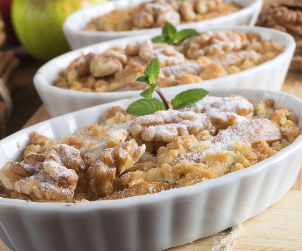 Crumble (owoce pod kruszonką) - pyszny i łatwy deser