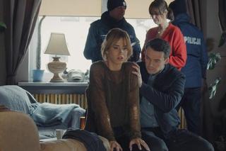 M jak miłość odcinek 1808: Kama (Michalina Sosna), Jakub (Krzysztof Kwiatkowski), Ania (Alina Szczegielniak)