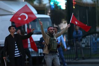 Na ulicach Ankary świętują zwolennicy prezydenta Erdogana