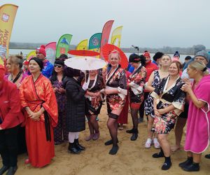 Mazowieckie Morsy otworzyły sezon morsowania 2025/2026 nad zalewem w Siedlcach