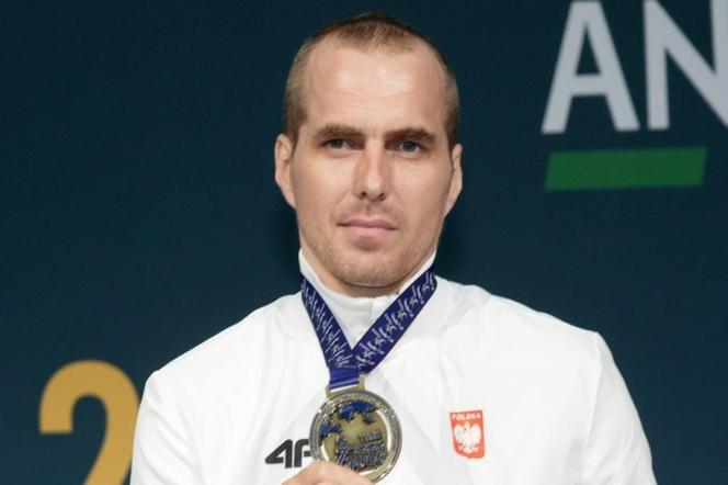 Zdobył srebrny medal na paralimpiadzie, a teraz walczy o życie. Michał prosi o pomoc