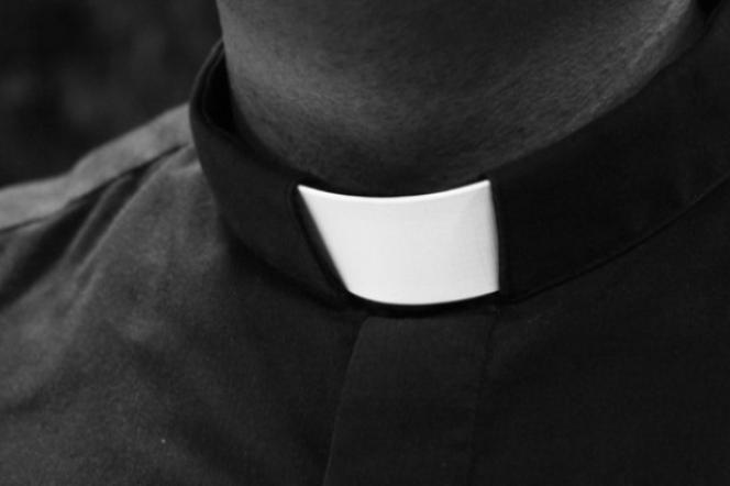 Proboszcz parafii w Drwini zmarł z powodu koronawirusa? Władze wojewódzkie zaprzeczają. Sprawę bada prokuratura