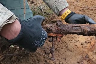 Ukryte obozowisko partyzantów AK znaleziono we Wdeckim Parku Krajobrazowym. Olaf Popkiewicz: Nie mogę się otrząsnąć