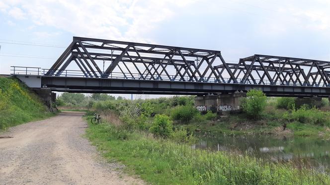 Most kolejowy w Ostrowie - part 1