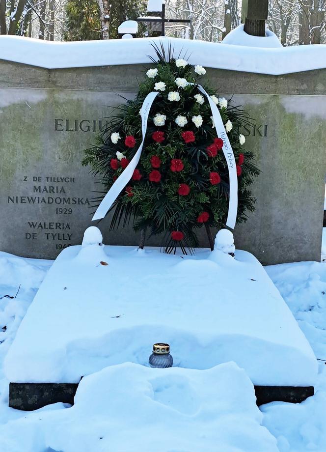 Skandal na grobie Eligiusza Niewiadomskiego 