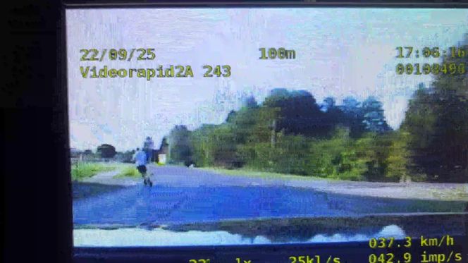 14-latek uciekał na hulajnodze przed policją