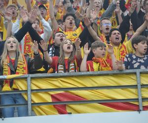 Korona Kielce - Ruch Chorzów. Zdjęcia kibiców na Suzuki Arenie